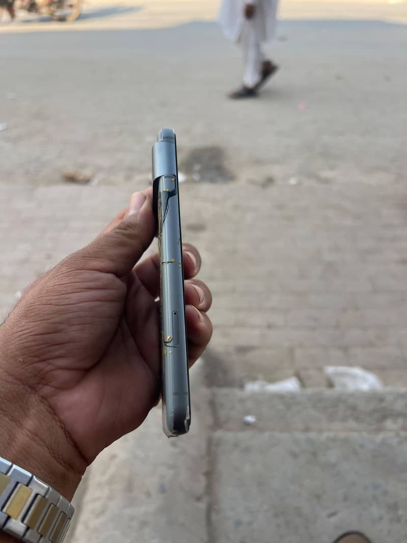 Google Pixel 8 1