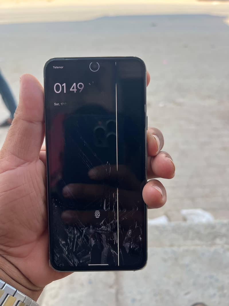 Google Pixel 8 5