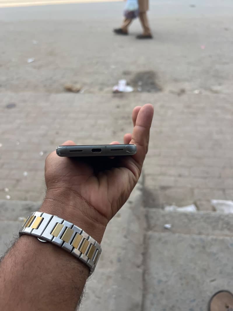 Google Pixel 8 7