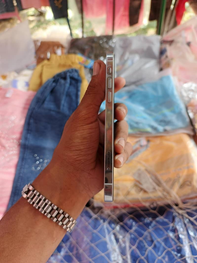 Apple iPhone 12 Pro 5