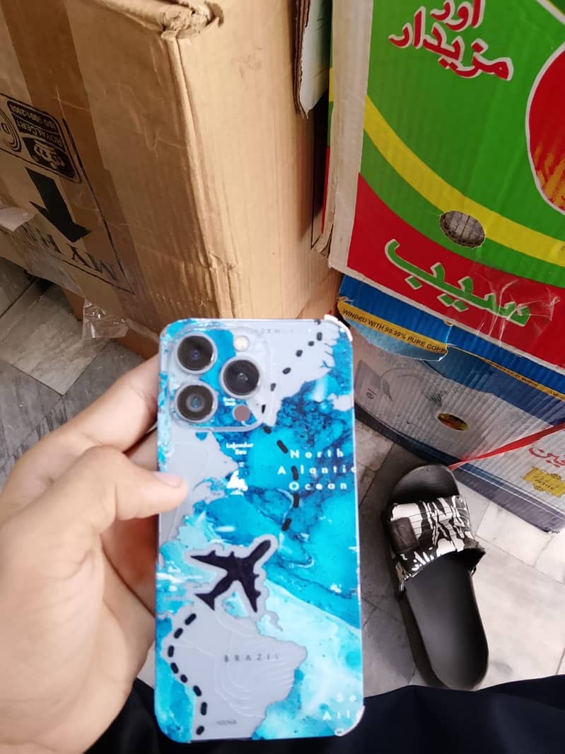 Apple iPhone 13 Pro 0