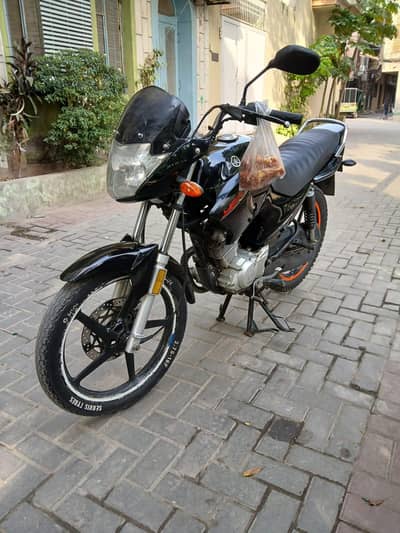 Yamaha ybr 125
