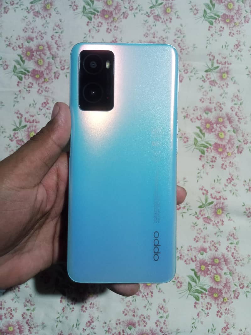 OPPO A76 0