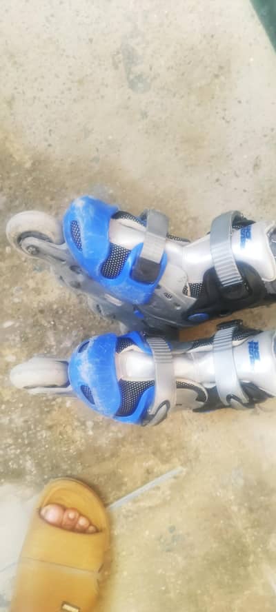 skating shoes