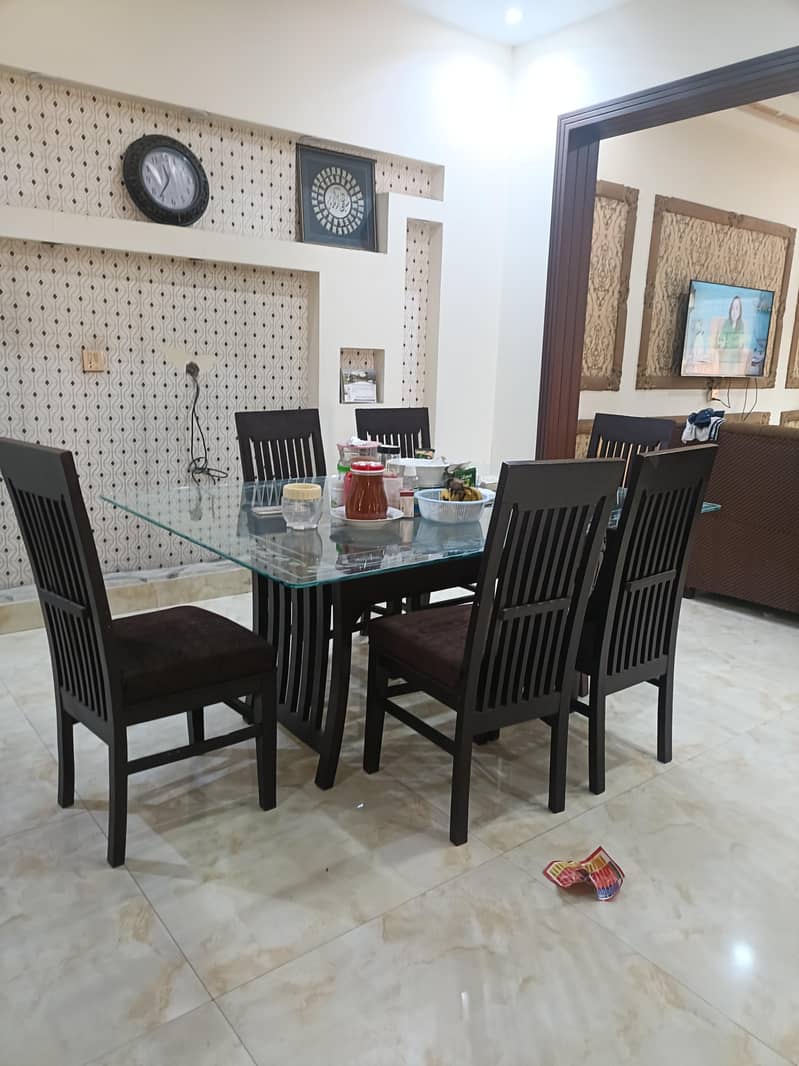Dining Table High Quality 2