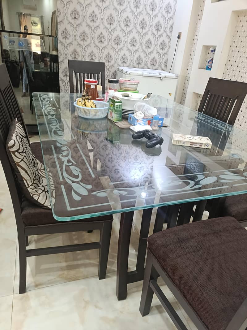 Dining Table High Quality 3