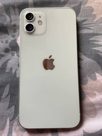Apple iPhone 12