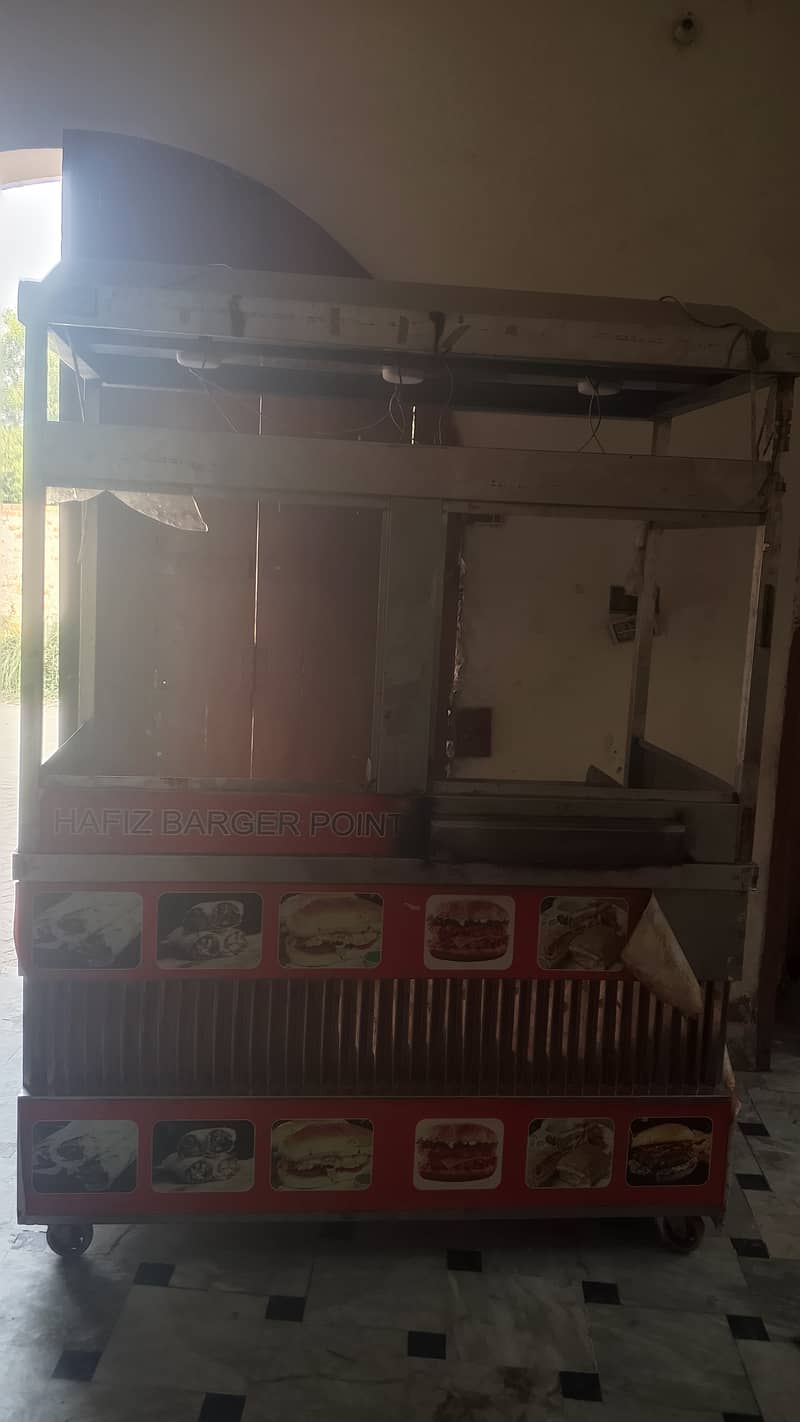 Burger counter 6