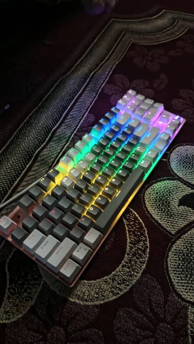 machenical gaming keyboard 70%size