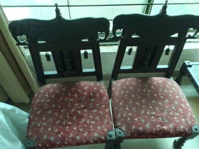 antique design wooden small chairs