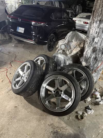 Rays TE37 SL 18’s