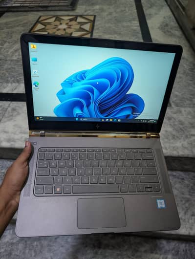 Hp Spectre i7 6th gen 8\128gb slimbook Premium Series