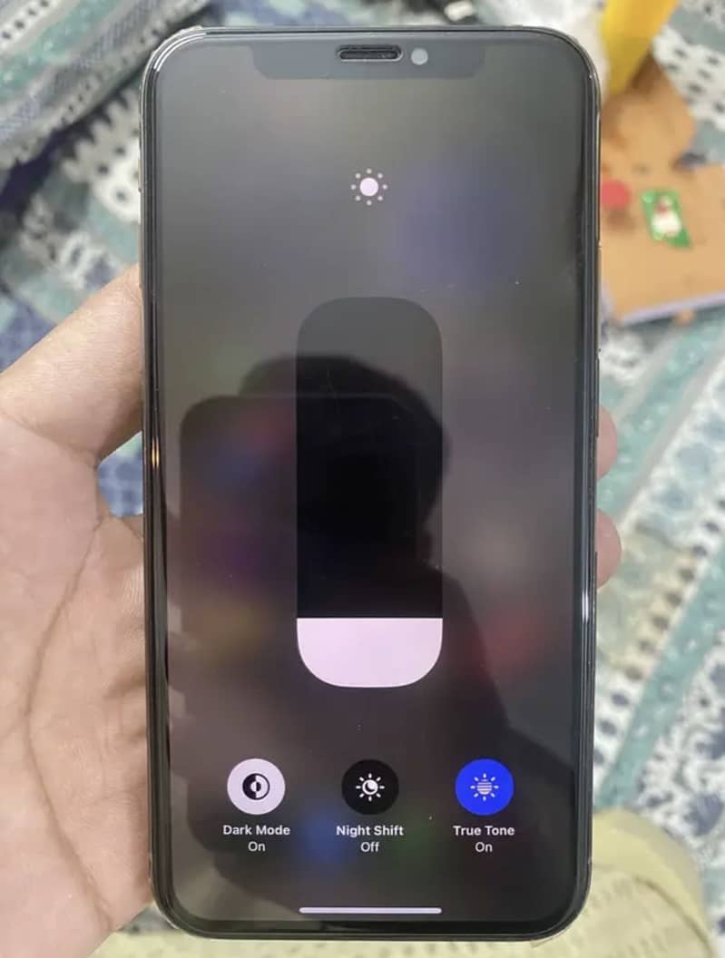 Apple iPhone XS 1