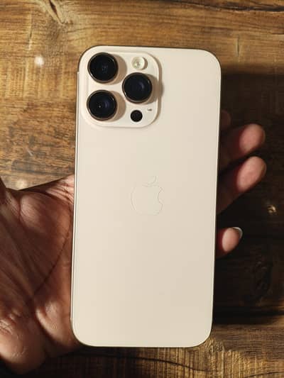 Title: Apple iPhone 16 Pro Max 256GB Gold – Factory Unlocked
