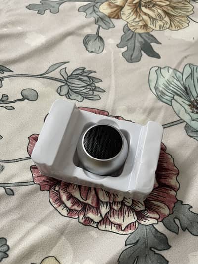 JBL MINI SPEAKER BRAND NEW 0 METER