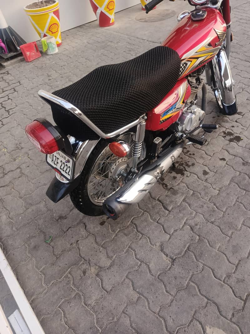 CG 125 . . 5
