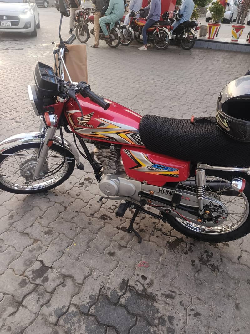 CG 125 . . 6