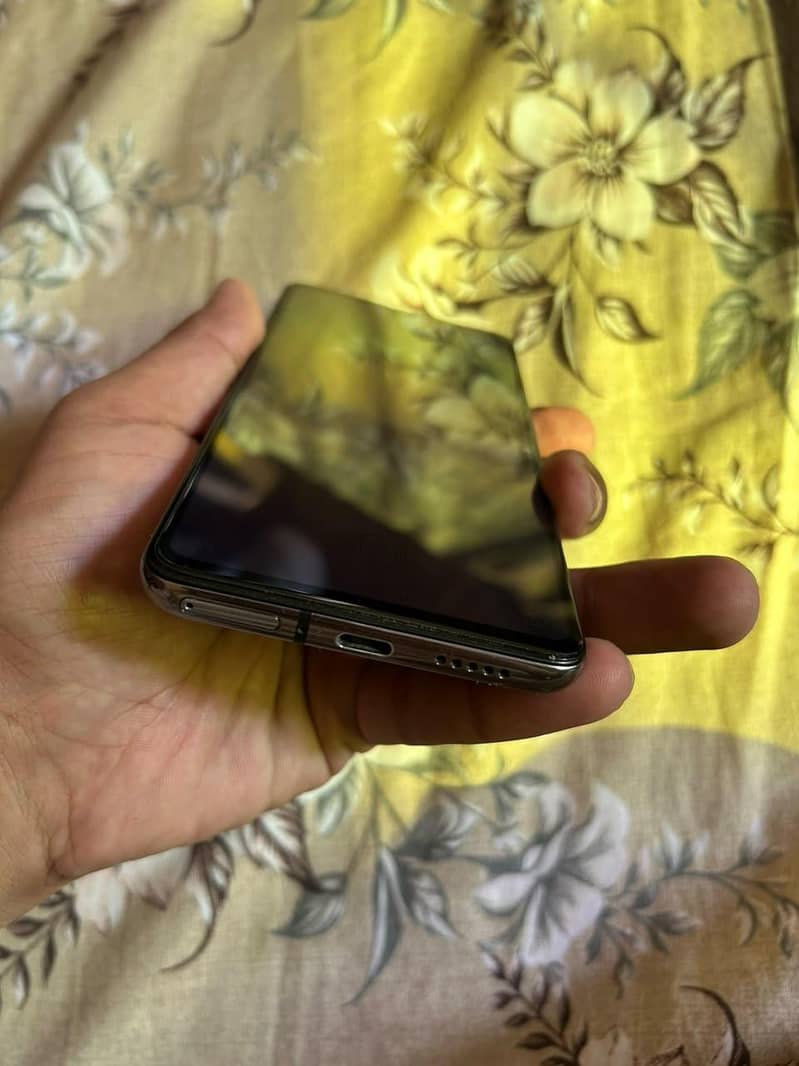 One Plus 7T 6