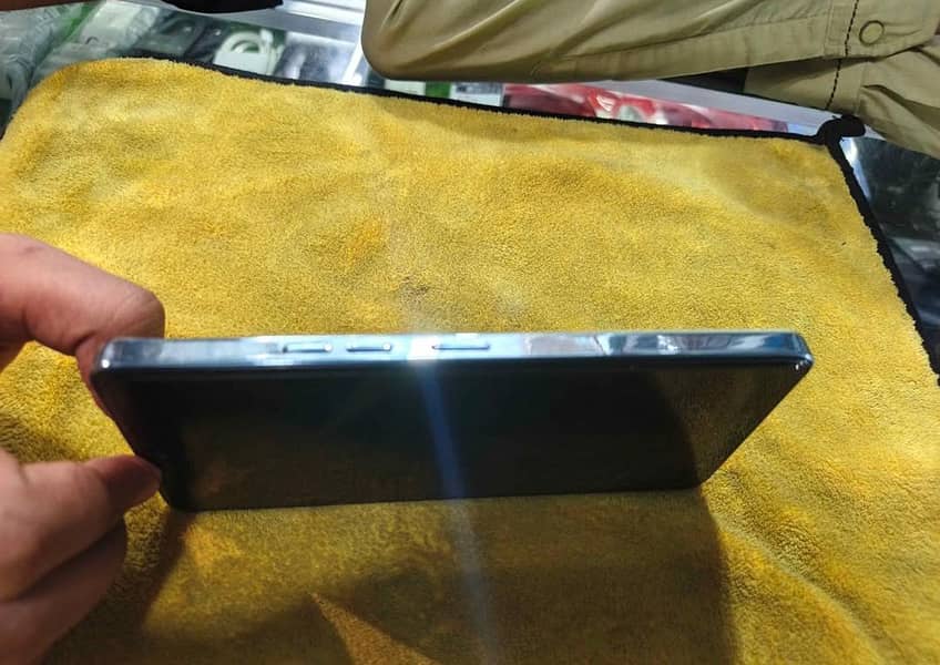 Tecno CAMON 20 2