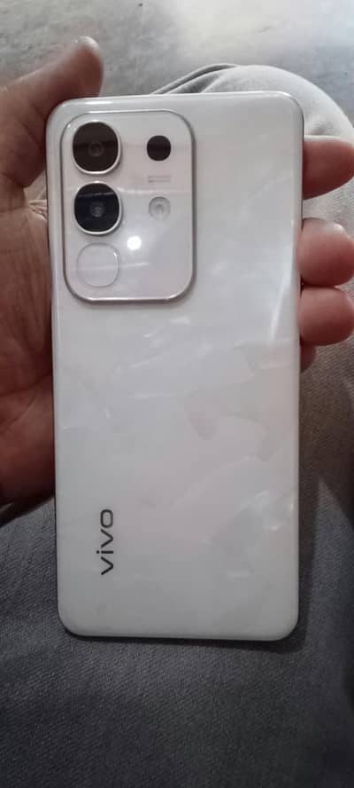 Vivo Y29