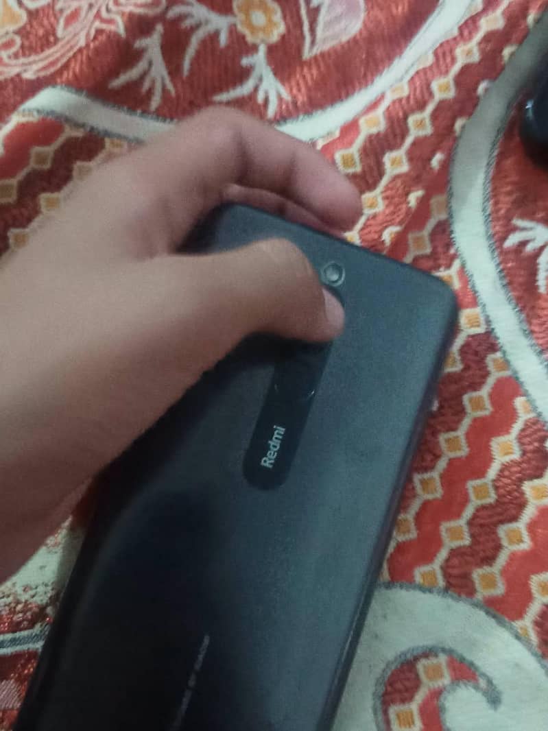 Xiaomi Redmi 8 3