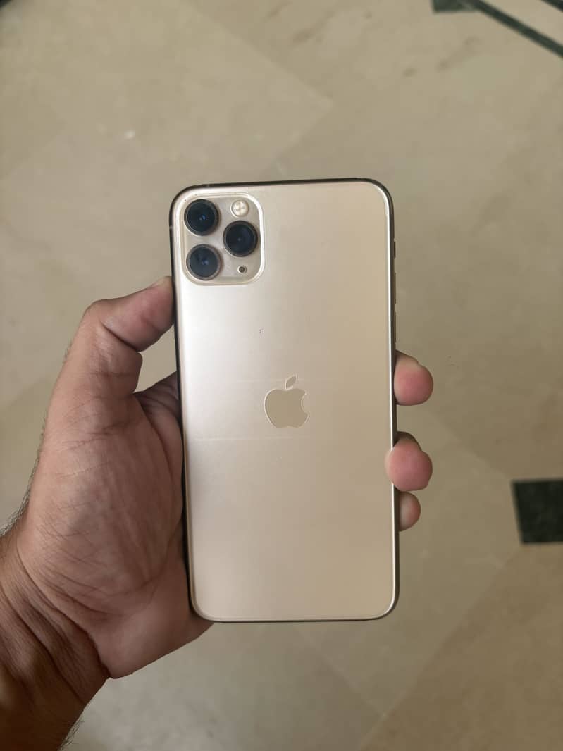 Apple iPhone 11 Pro Max 1