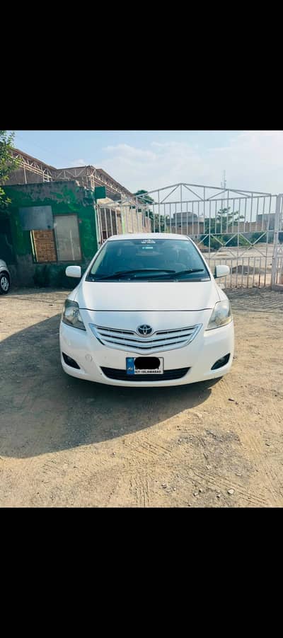Toyota Belta 2006