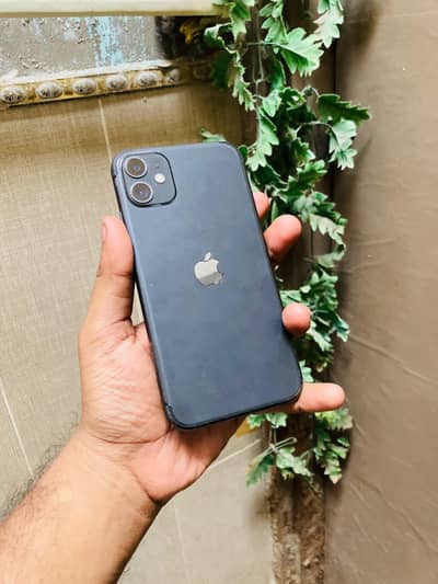 Apple iPhone 11 128GB FACTORY UNLOCK