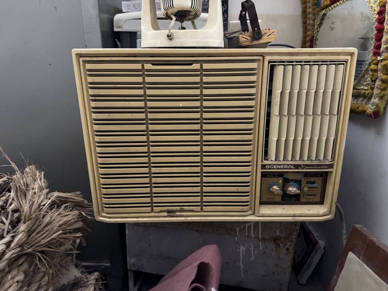 General window Ac 0