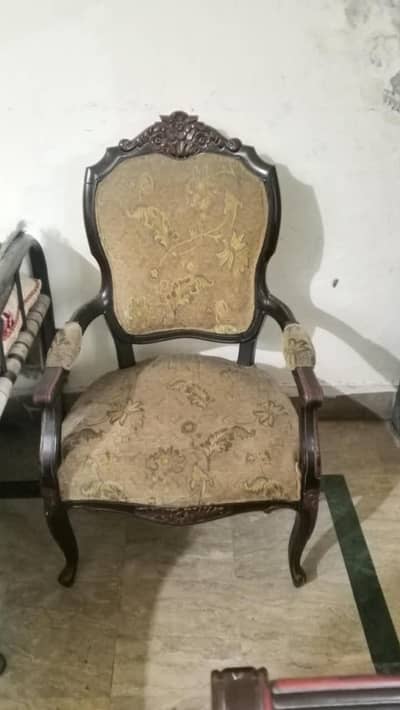 Pair of 2 chairs - used, good condition, handmad