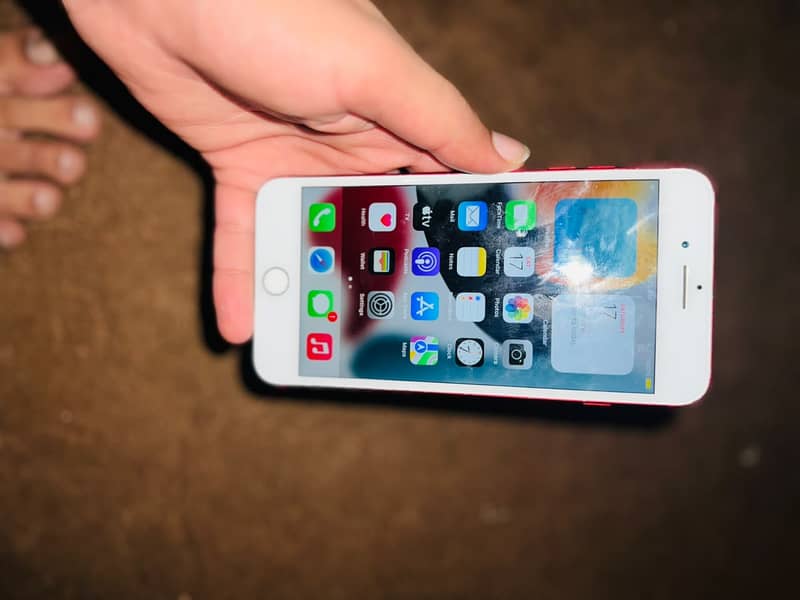Apple iPhone 7 Plus 4