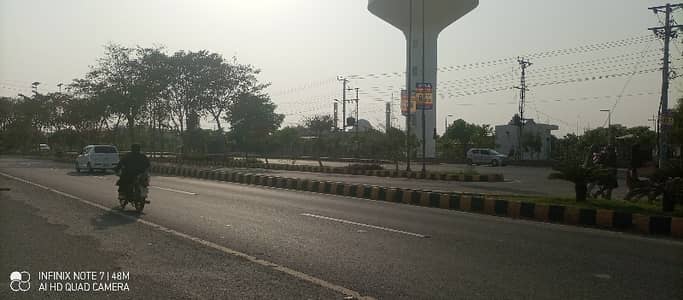 IDEAL LOCATION PLOT FOR THOSE WHO WANT TO GENERATE RENTAL INCOME