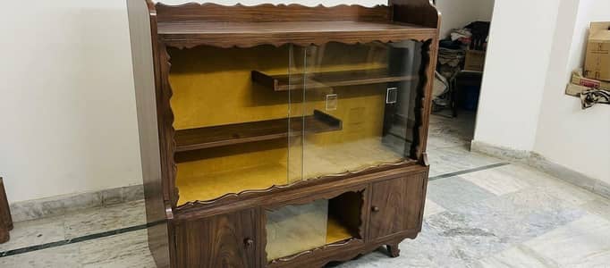 Showcase for kitchen
