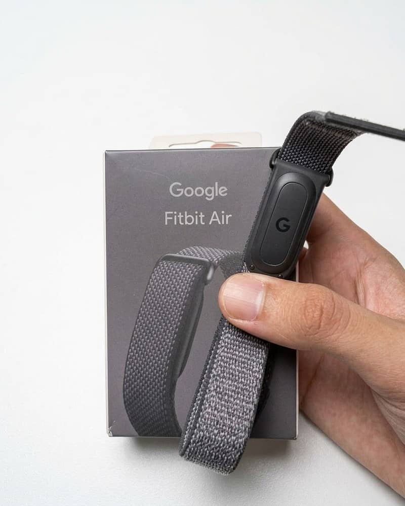 Google Fitbit Air 1