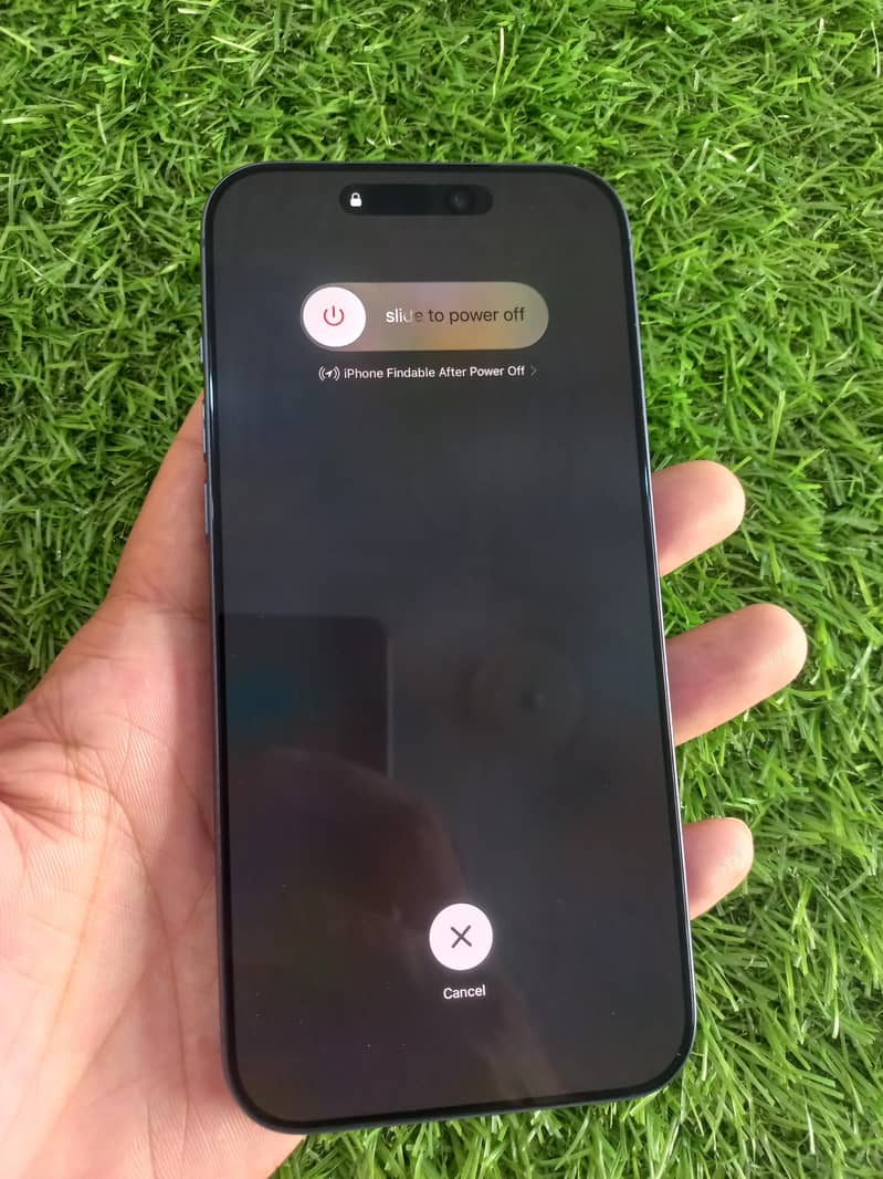 Apple iPhone 17 Pro Max 2