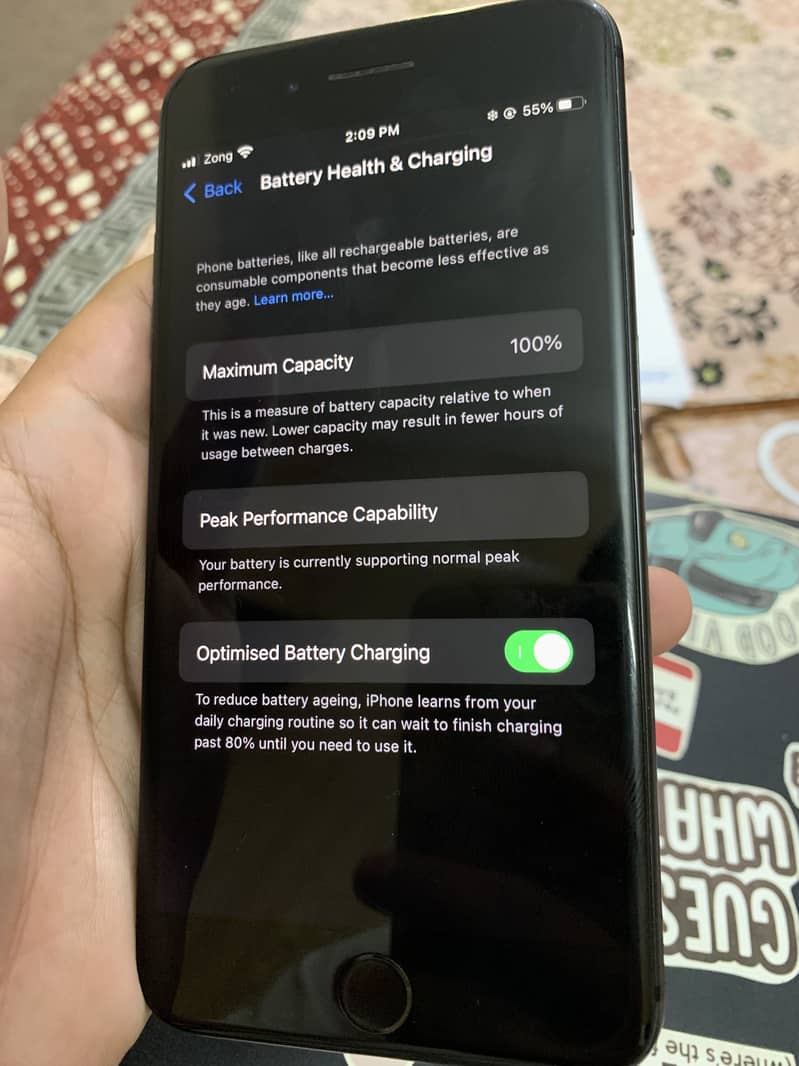 Apple iPhone 8 Plus 5
