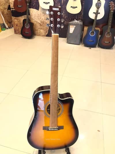 Original Yamaha F600 Semi-Acoustic Guitar – Complete Package | COD