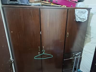 3 doors wooden wardrobe solid
