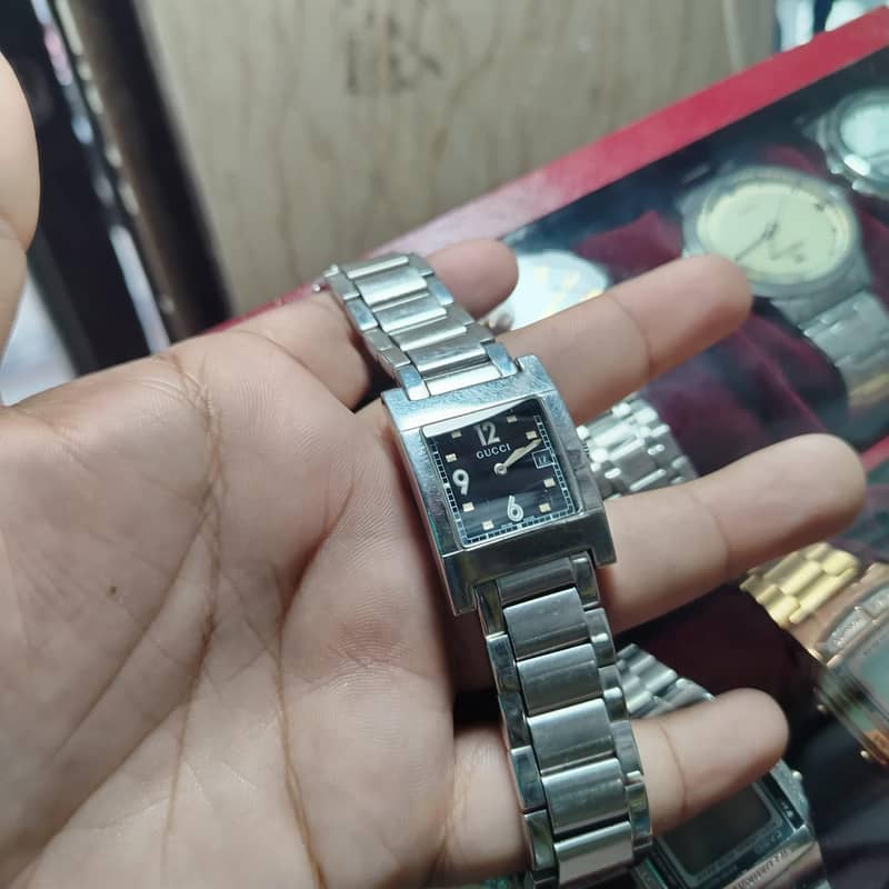 Gucci watch 4