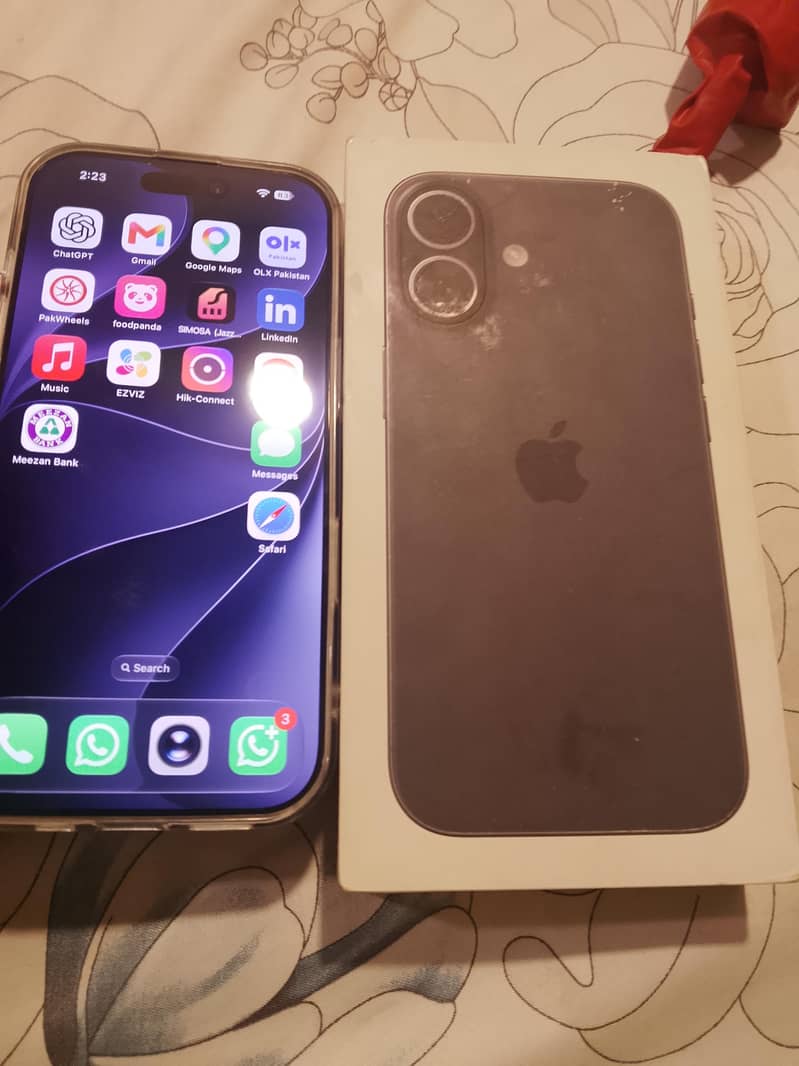 Apple iPhone 17 1