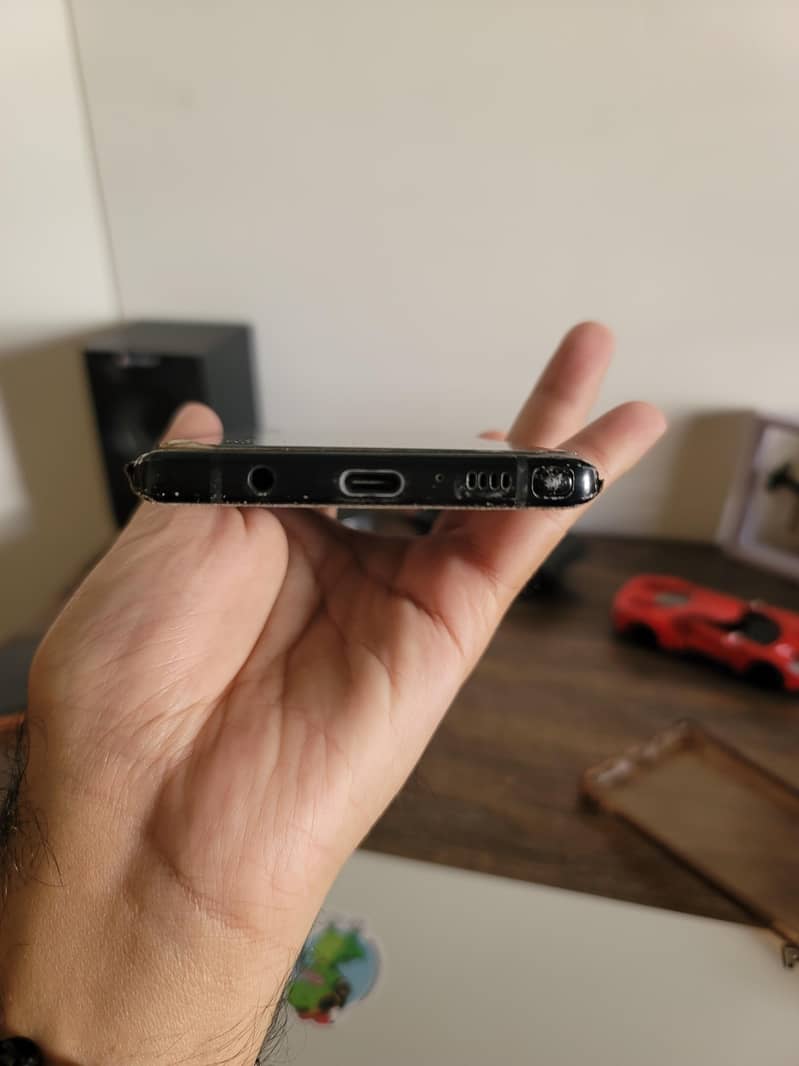 Samsung Mobile Note 9 3