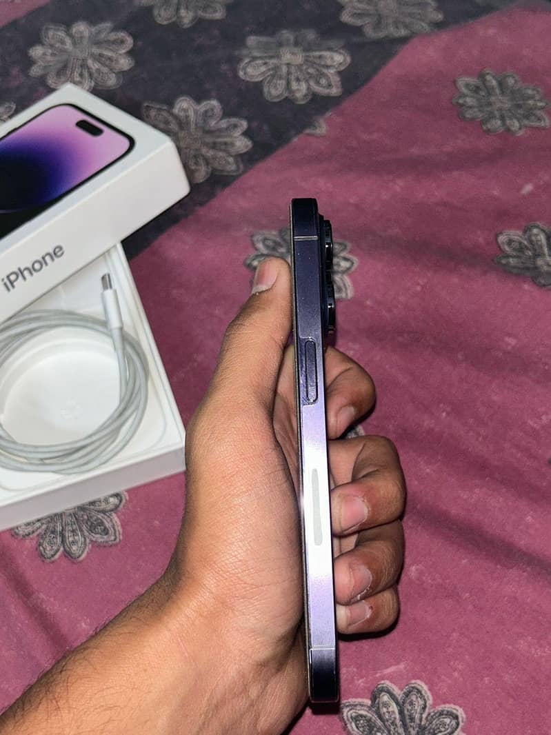 Apple iPhone 14 Pro 3