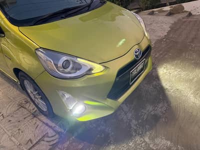 Toyota Aqua 2015