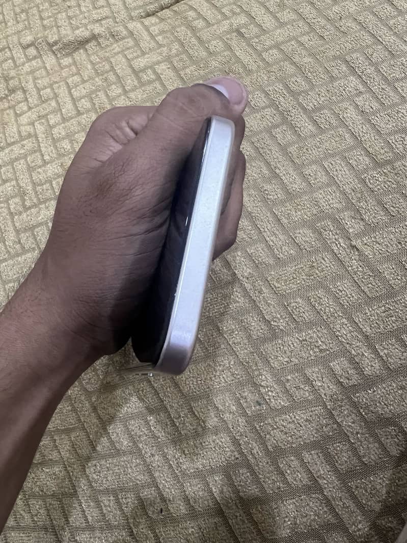 OPPO A6 5