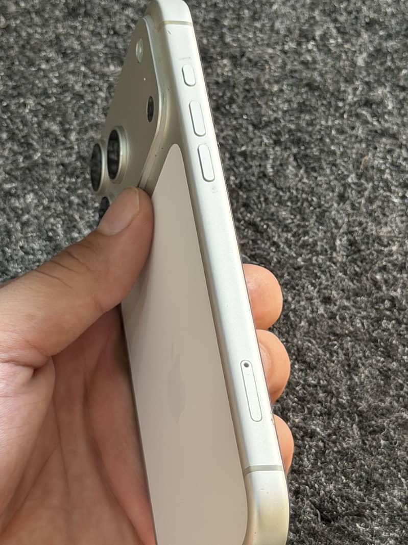 Apple iPhone 17 Pro Max 7