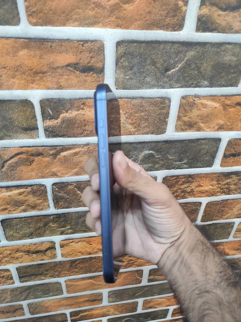 Apple iPhone 17 Pro Max 1