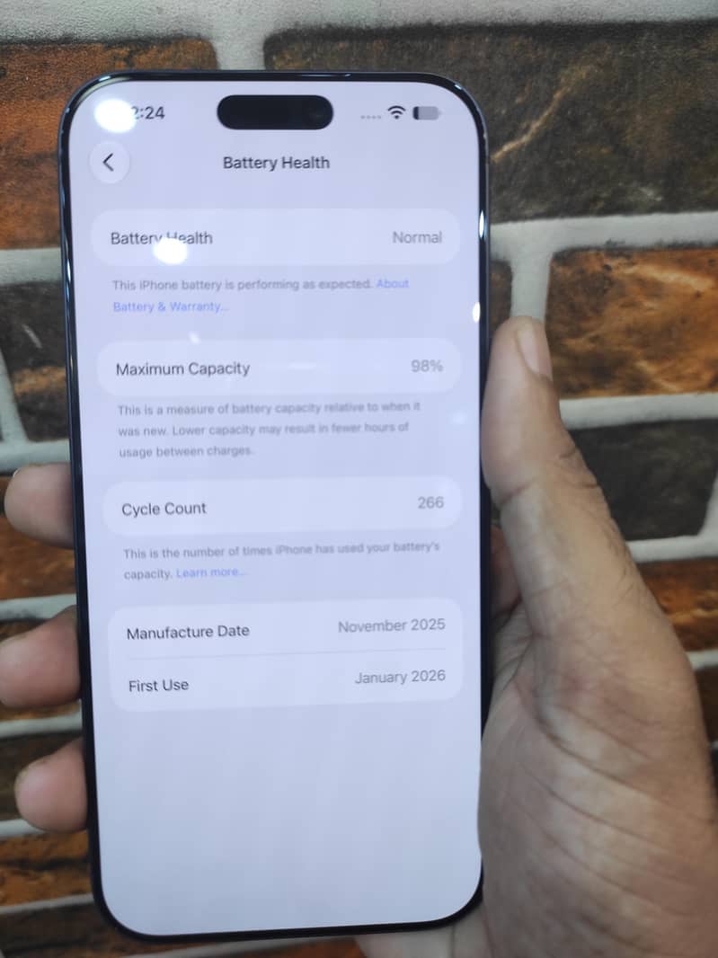 Apple iPhone 17 Pro Max 3
