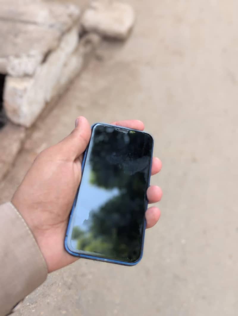Apple iPhone 12 mini 1