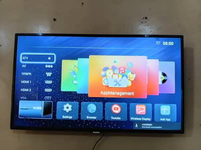 Used LCD in good Condition, 9/10.