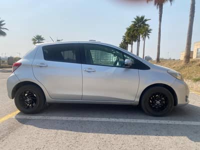Toyota Vitz 2012